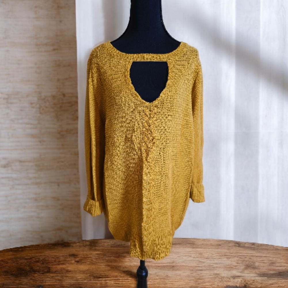 New York & Company Mustard Yellow Keyhole Long Sleeve Sweater XL